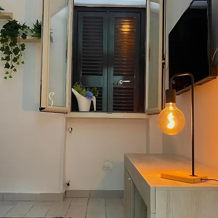 Capodichino Hause Hotel *