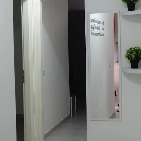 Capodichino Hause Hotel *