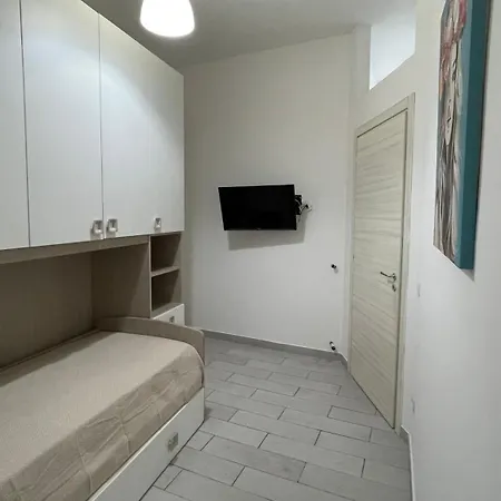 Capodichino Hause Hotel *